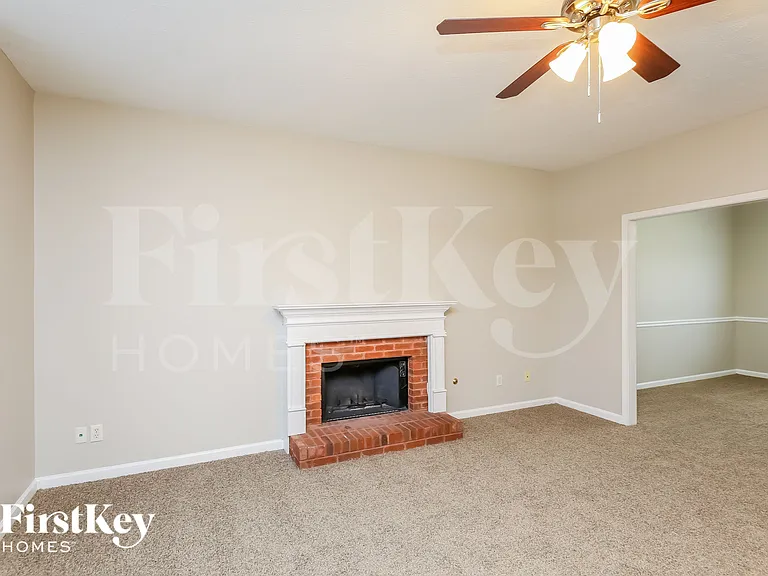 6217 Turnberry Ln — Photo 4