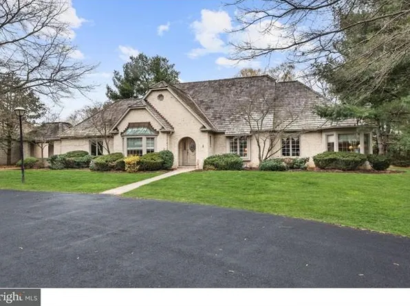 1 Willow Point #101, Moorestown, NJ 08057
