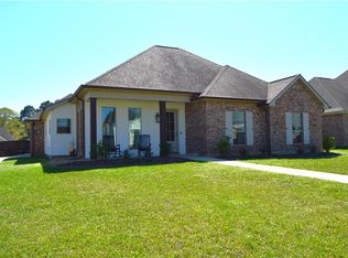 517 Feliciana Dr, Pineville, LA 71360