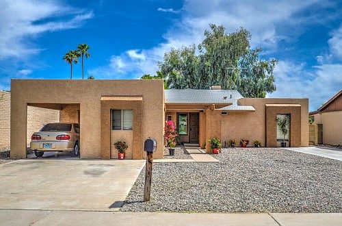 3rd image of 10331 W Calle De Edens