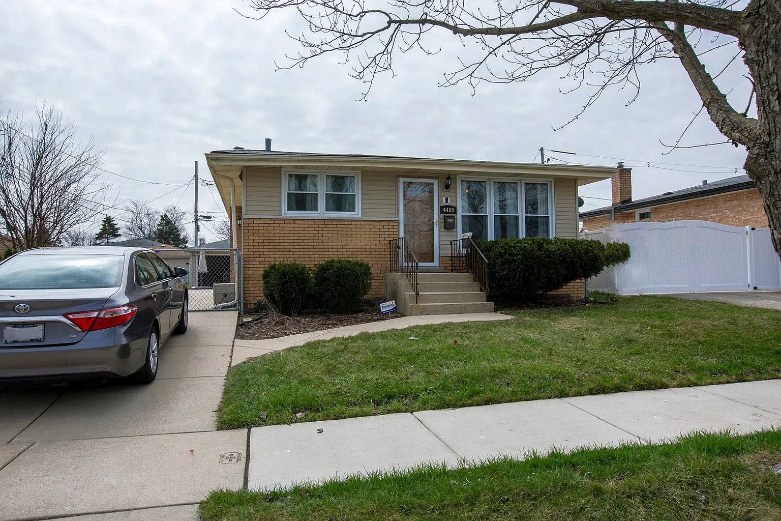 4409 Adele Ln photo 1