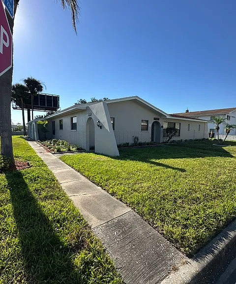 2301 Bay Dr #2 — Photo 6