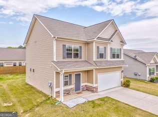 211 Birch Ln, Calhoun, GA 30701