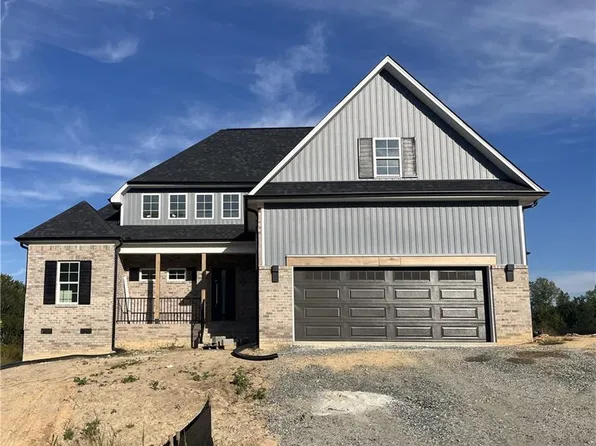 306 Cool Run, Lexington, NC 27295