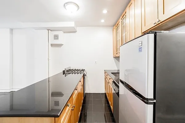 Rented by Bold New York | media 2