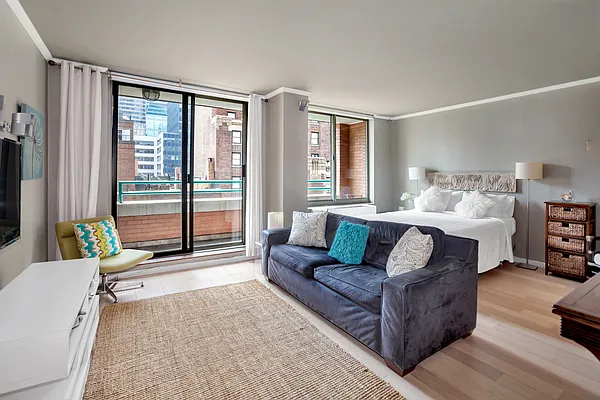 Rented by Compass | media 6