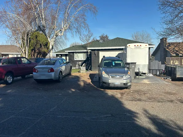 1716 W 8th Pl, Kennewick, WA 99336