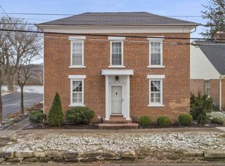 561 1st Ave, Gallipolis, OH 45631