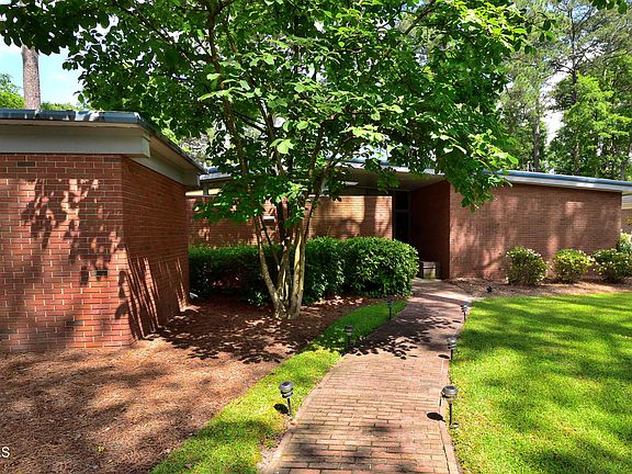 5th image of 309 S Englewood Drive