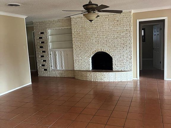 2nd image of 2823 Vista Del Arroyo Dr