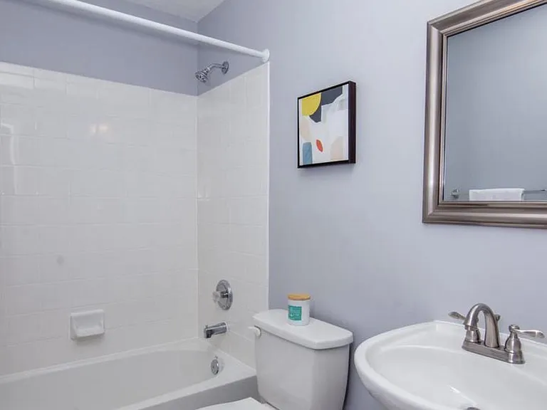 8800 Community Square Ln — Photo 24