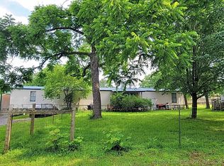 1702 N Vinita Ave, Tahlequah, OK 74464
