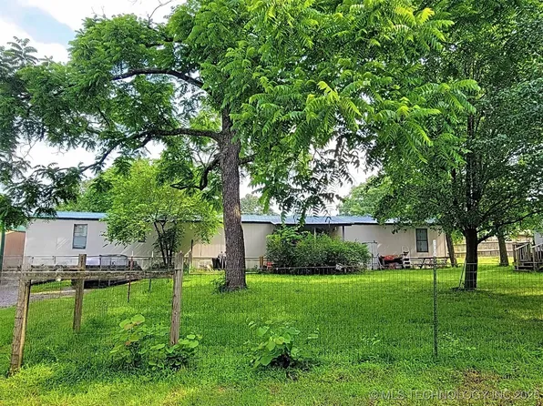 1702 N Vinita Ave, Tahlequah, OK 74464