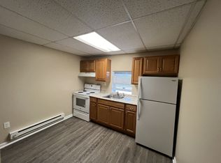 5210 Main St APT 300, Whitehall, PA 18052