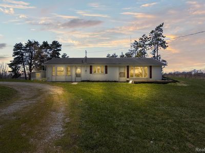 10610 N Adrian Hwy, Tecumseh, MI, 49286