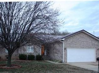 135 Southland Dr, Cynthiana, KY 41031