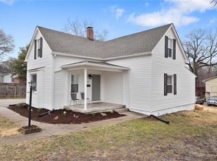 62 Windsor Dr, Belleville, IL 62223