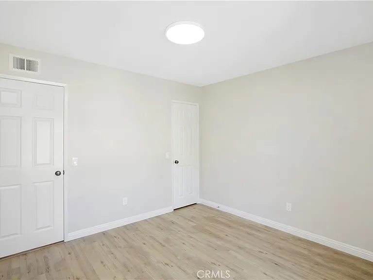 3 Southsand — Photo 25