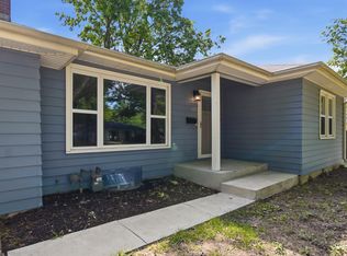 1030 SW Parkview St, Topeka, KS 66604
