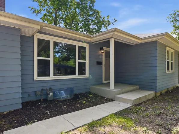 1030 SW Parkview St, Topeka, KS 66604