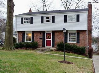 5831 Dublin Rd, Bethel Park, PA 15102