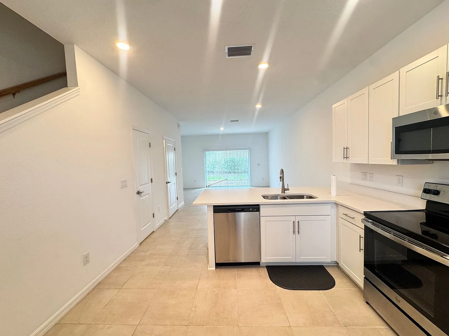 Modern 2-Bedroom, 2.5-Bathroom Townhome in the Skye Ranch Community — Photo 2