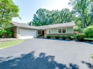 4 Tuxford Rd, Pittsford, NY 14534