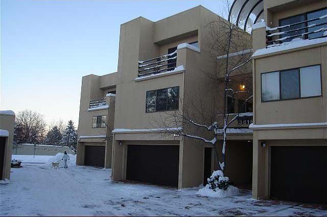 2nd image of 3815 Northbrook Dr APT B