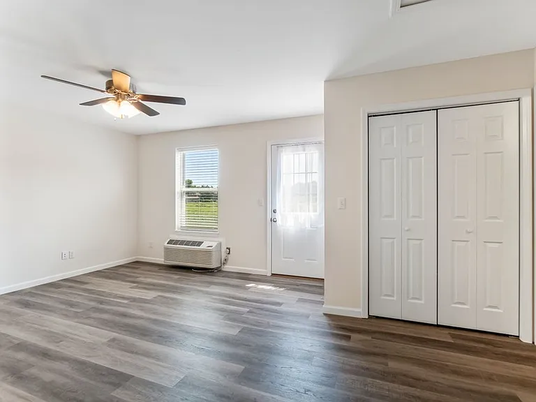 144 Highland Hills Dr — Photo 8