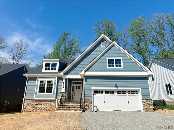 12432 N Crossing Dr, Manakin Sabot, VA 23103