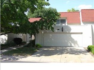 54 E Via Roma Dr, Wichita, KS 67230