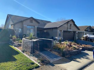 9270 Ryecroft Ct, Sacramento, CA 95829