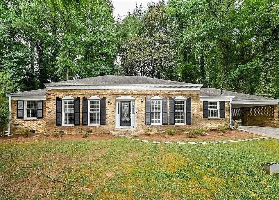 260 River Valley Rd