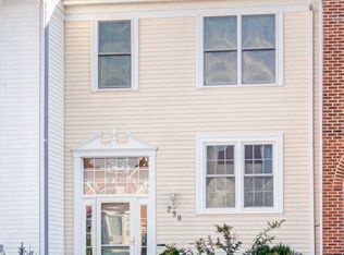 290 Saint Michaels Cir, Odenton, MD 21113