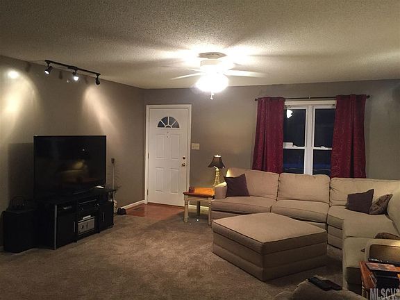 2nd image of 1136 Rollingwood Dr