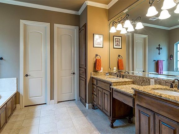 5th image of 5810 Llano Ave