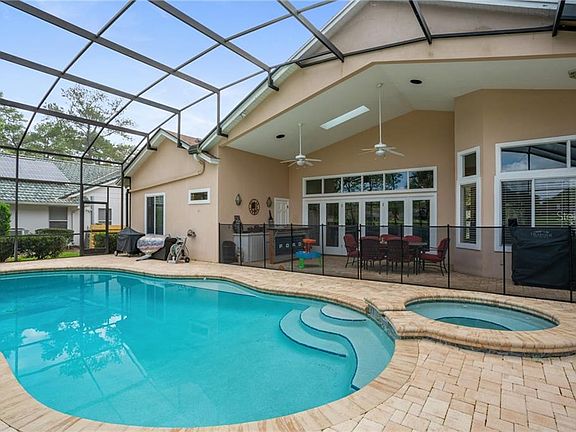 5th image of 552 Winding Creek Pl