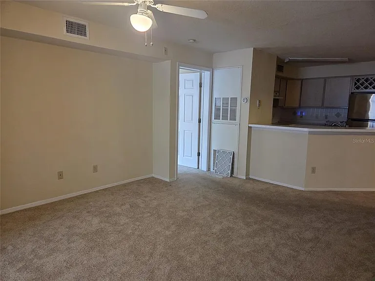 820 Camargo Way #207 — Photo 32