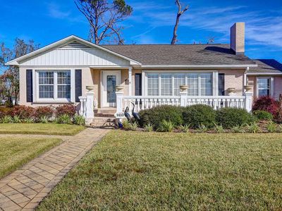 1410 W Beach Dr, Panama City, FL, 32401