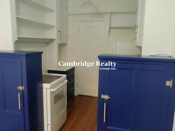 2nd image of 6 Washington Ave #4-11