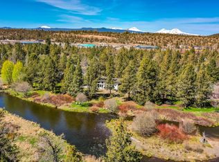 19959 Juniper Ln, Bend, OR 97703