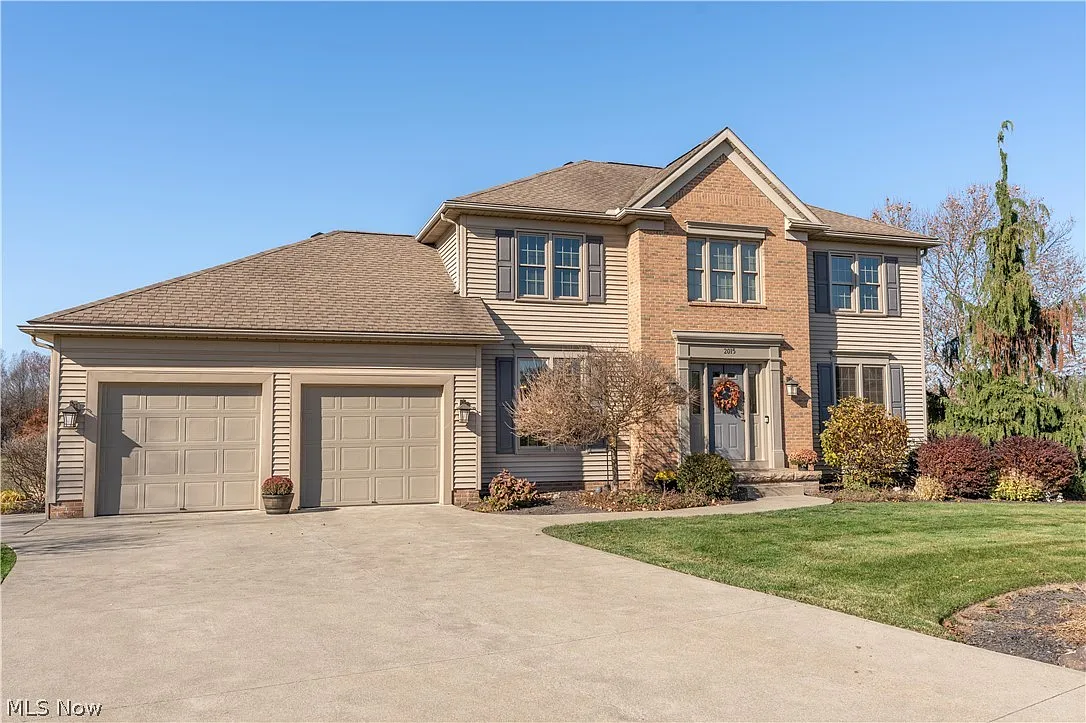 2015 Augusta Cir SE photo 1