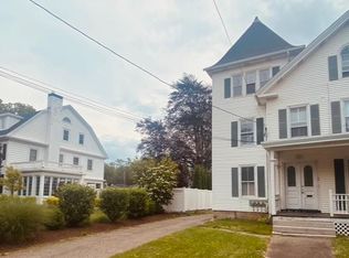 52 Elm St APT 2, Westerly, RI 02891