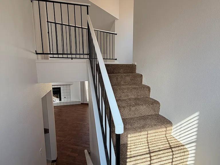 6665 Gatehouse Ln — Photo 18