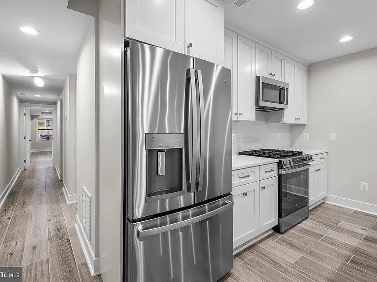20 T St NW #1 — Photo 12