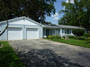 496 Porter Ave, Crystal Lake, IL 60014