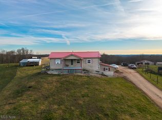 360 E Henniger Rd, Whipple, OH 45744