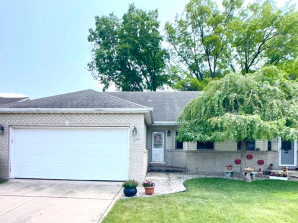 2255 Texas St, Chesterton, IN 46304