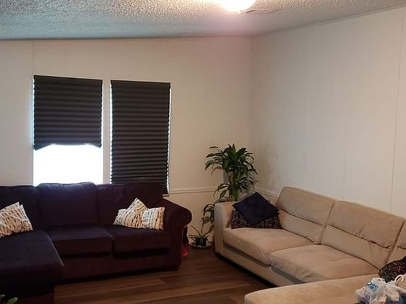 3rd image of 1089 Greenskeep Dr