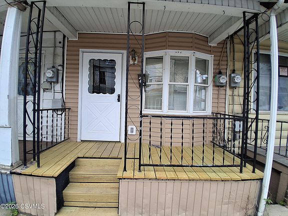 2nd image of 28 N Rock St